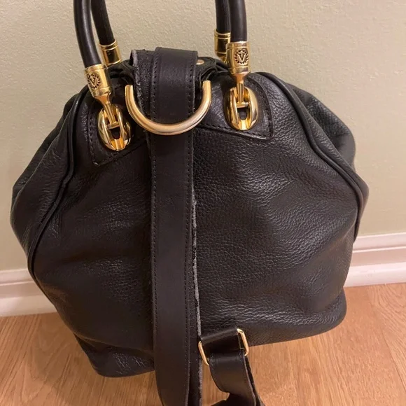 Backpack - Picture 2 of 12